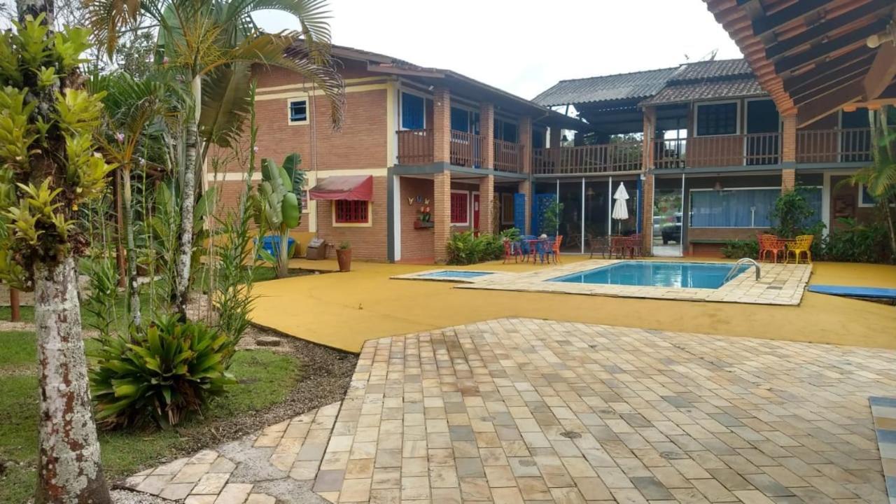 Beija Flor Lagoinha Ubatuba